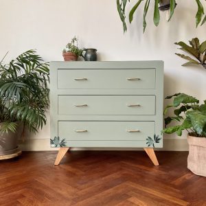 Jolie commode vintage relookée