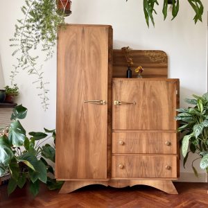 Rénovation professionnelle meuble vintage