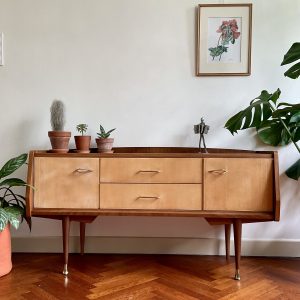 Petit buffet années 70